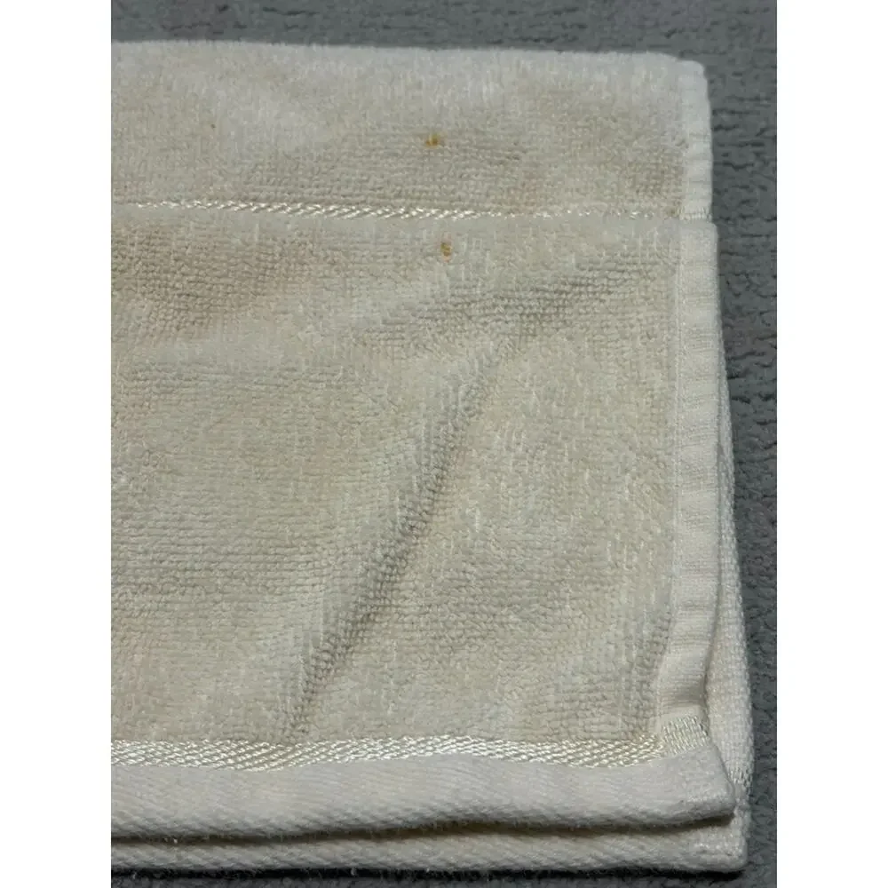 Croscill Chambord Cassis Washcloth Cream Purple Amythest Roses Lot of 2